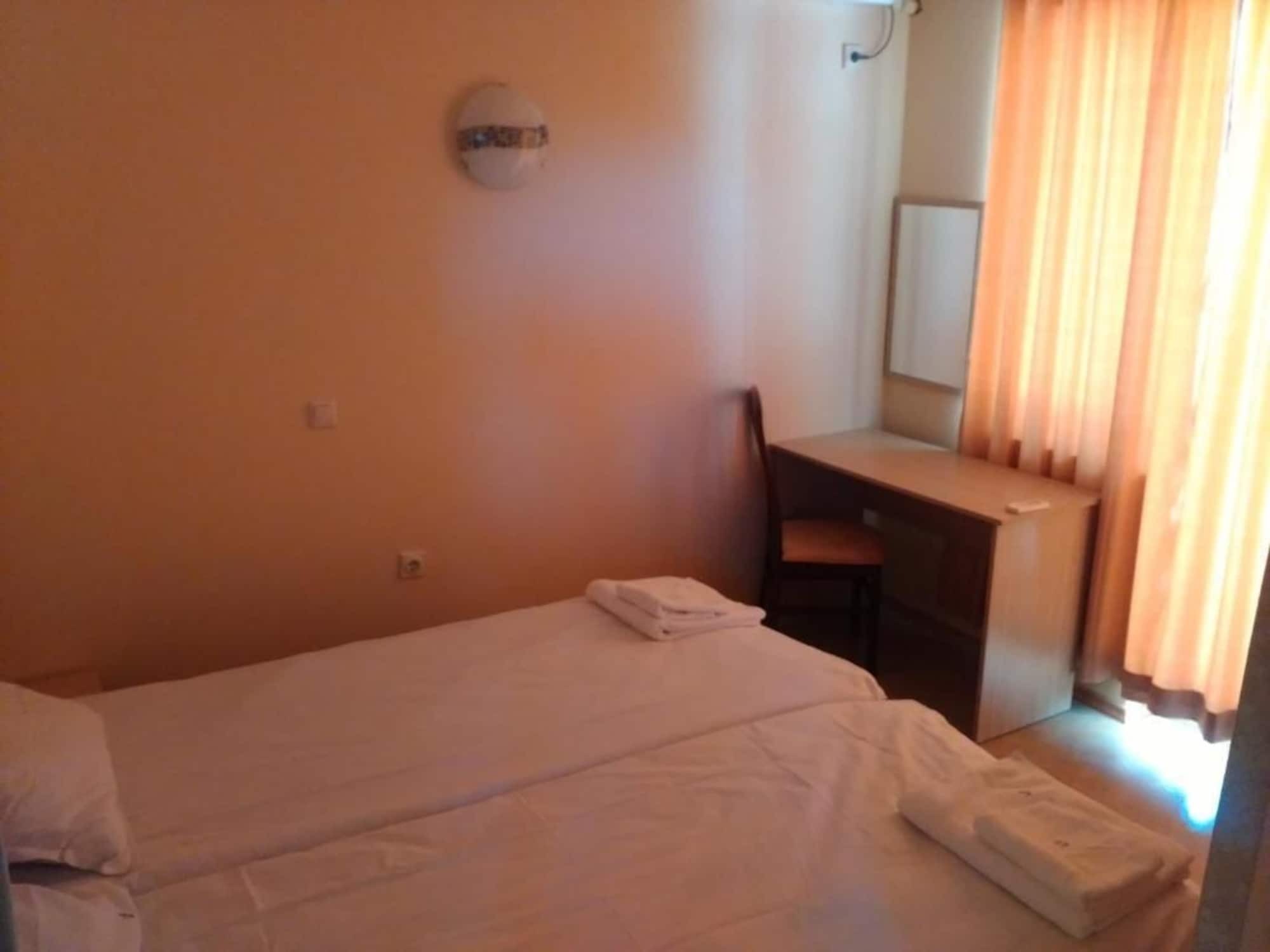 Lucky Family Aparthotel